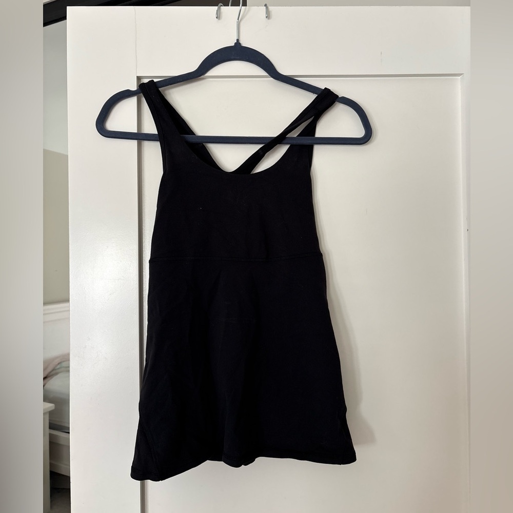 Lululemon Black Women's Athletic Tank with Cross-Back Straps